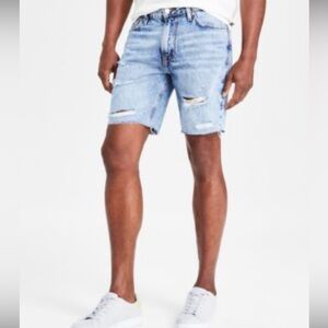 Guess Men's Wyatt Shorts. NWT. Size 33